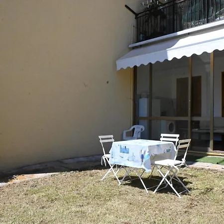 N298 - Numana, Trilocale Con Giardino Vicino Al Centro