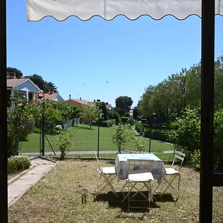 N298 - Numana, Trilocale Con Giardino Vicino Al Centro