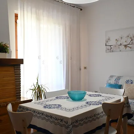 N298 - Numana, Trilocale Con Giardino Vicino Al Centro Appartement *