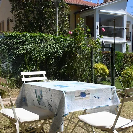 N298 - Numana, Trilocale Con Giardino Vicino Al Centro Numana